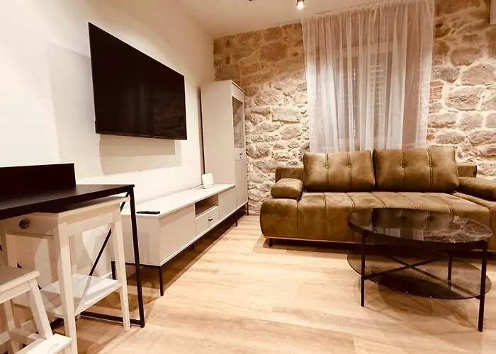 Dragon Split-staré Mesto Varoš * Kovacic