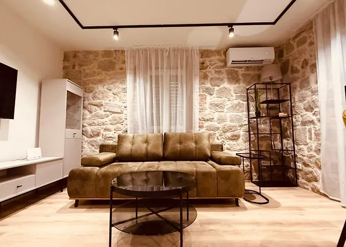 Dragon Split-staré Mesto Varoš * Kovacic